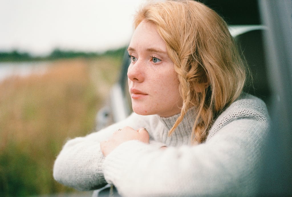 woman having intrusive thoughts